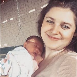 Meet your Posher, Cecilia